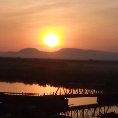 Tembo Safari Lodge Katunguru 外观 照片