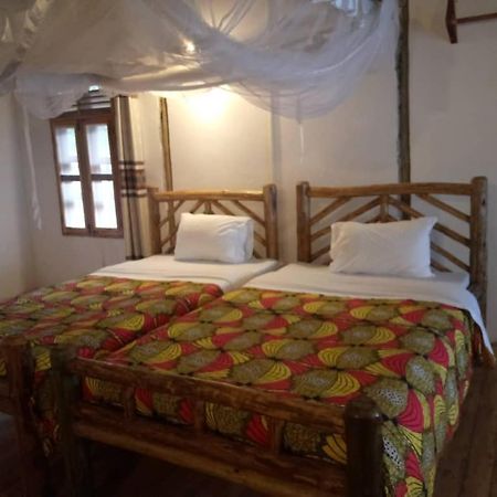 Tembo Safari Lodge Katunguru 外观 照片