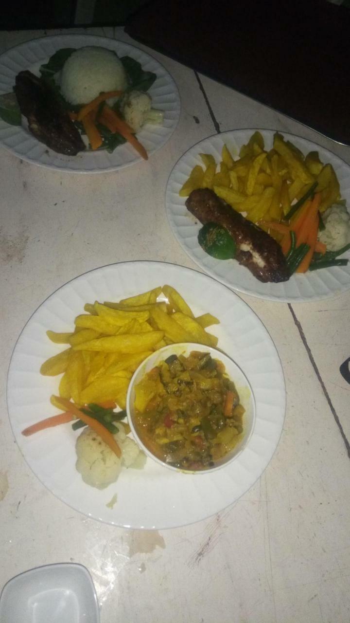 Tembo Safari Lodge Katunguru 外观 照片