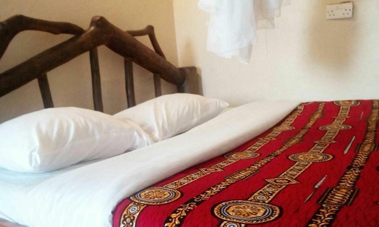 Tembo Safari Lodge Katunguru 外观 照片