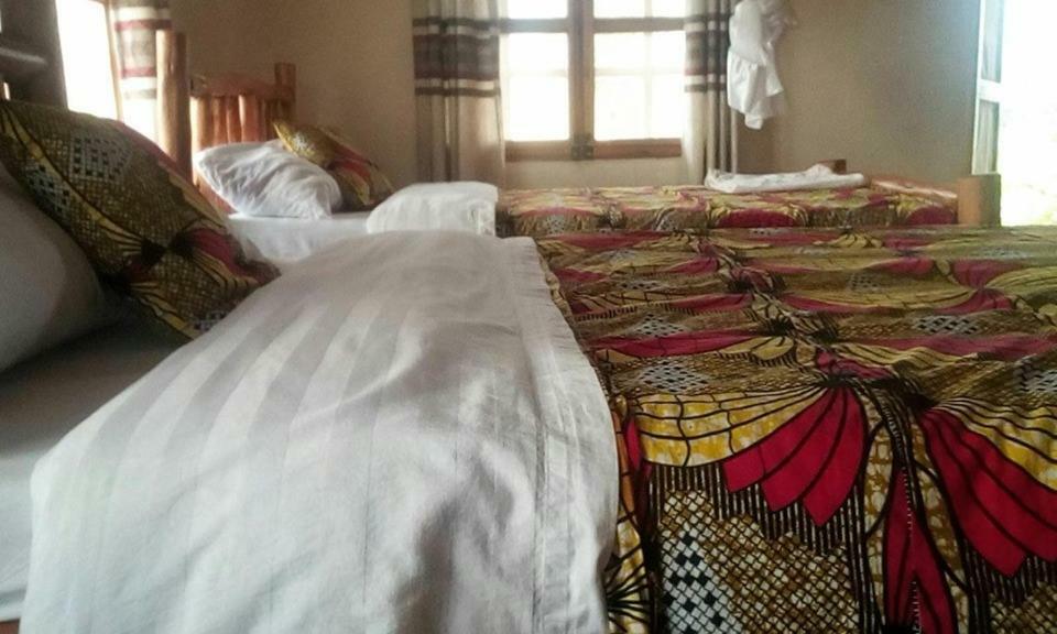 Tembo Safari Lodge Katunguru 外观 照片